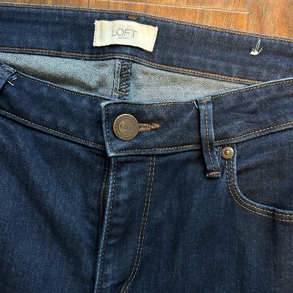 Ann Taylor Loft Curvy Skinny Dark Denim Women’s  size 12 - Picture 2 of 13